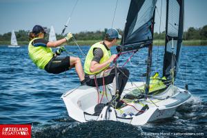 ZR2023 zat ©LaurensMorel LMA7910 w