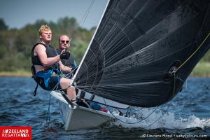 ZR2023 zat ©LaurensMorel LMB9523 w