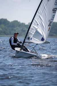 MAT05612-2